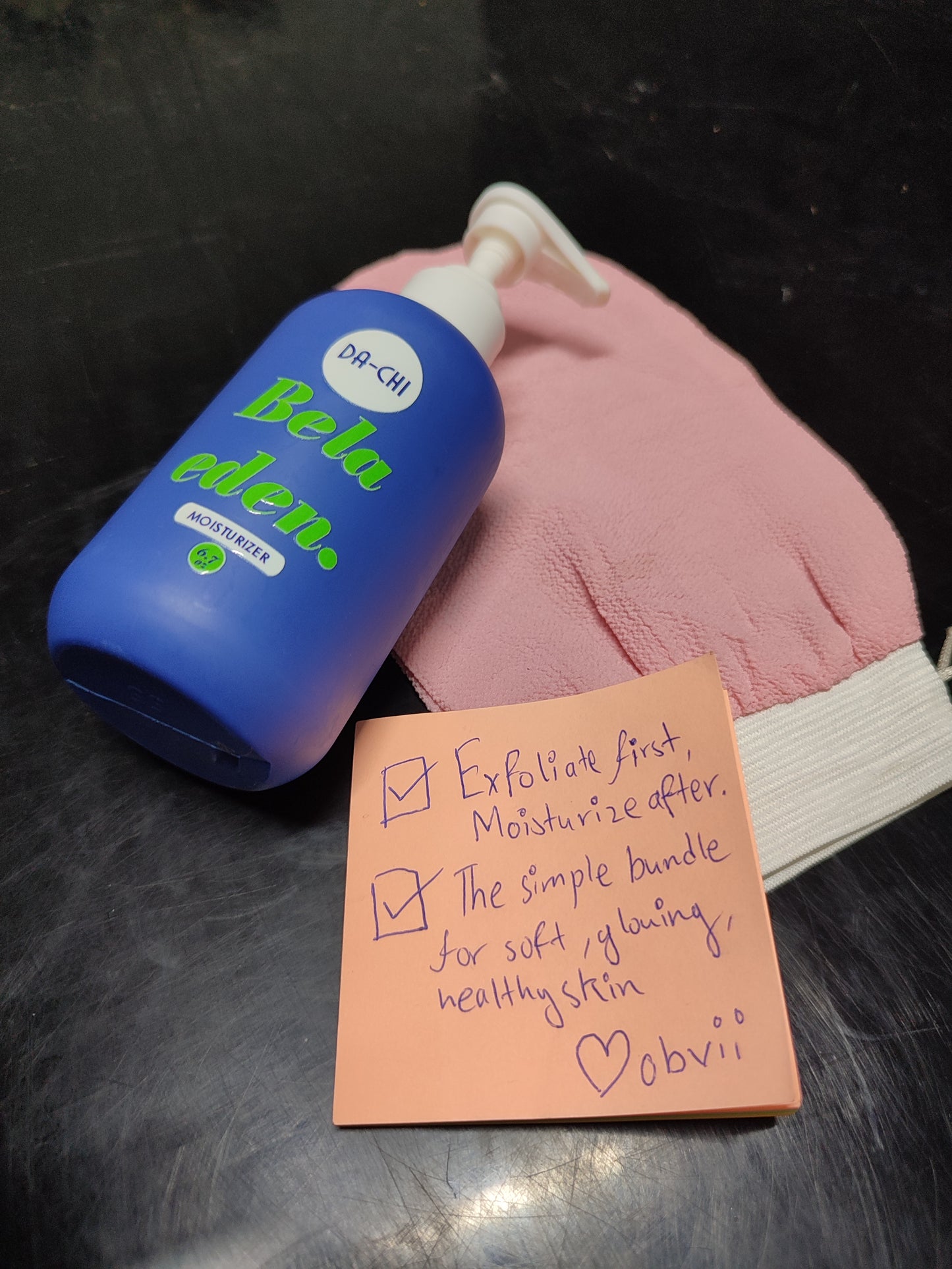DA-CHI Exfoliating Glove